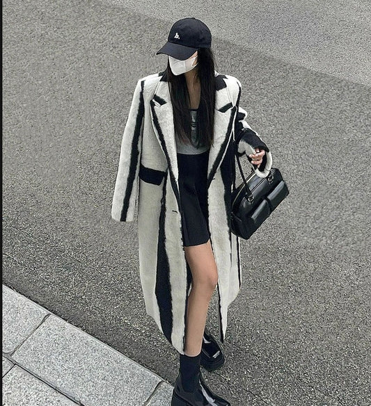 Vintage Black and White Color Block Woolen Coat