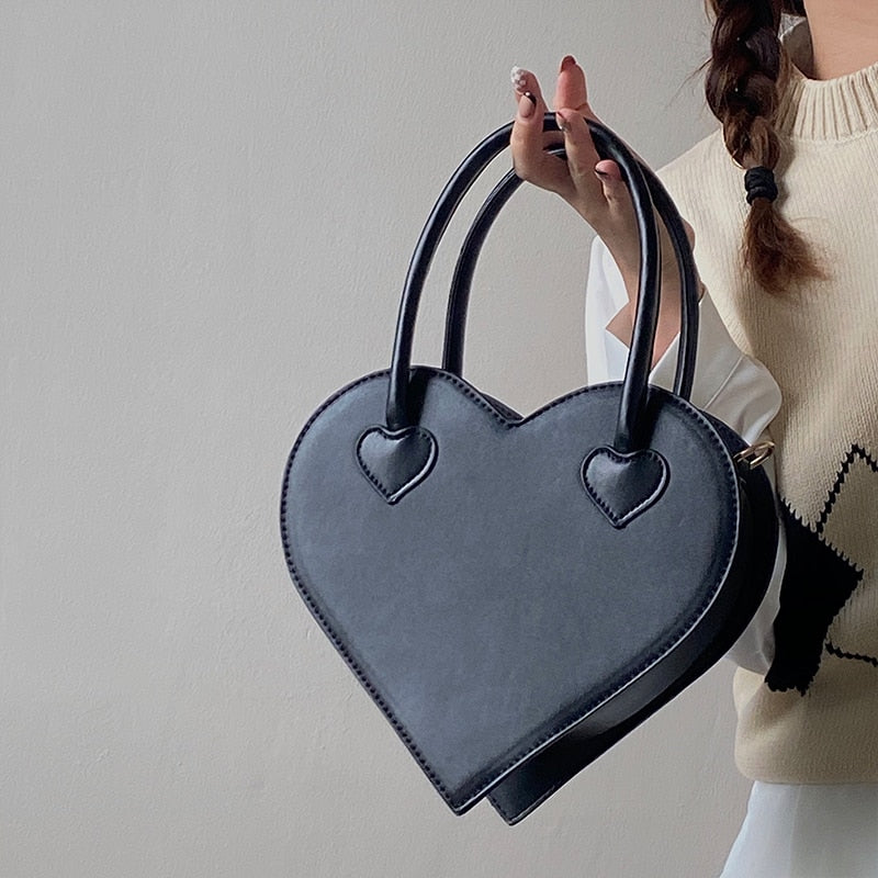 Retro Heart Design Women's Shoulder Bag - Harajuku Style