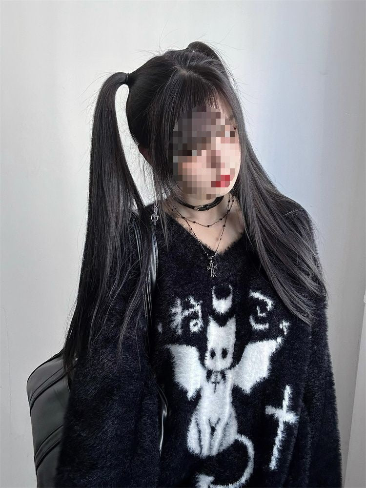 V-neck Loose Black Round Neck Sweater
