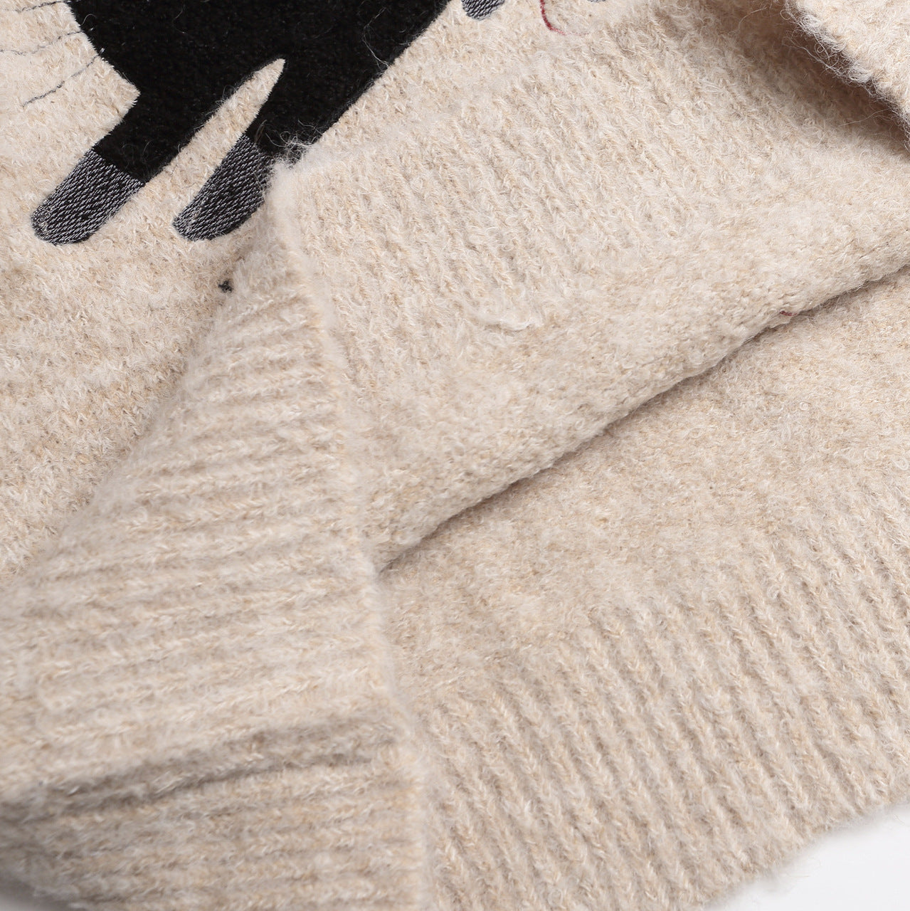 Cat Embroidered Knitted Sweatshirt