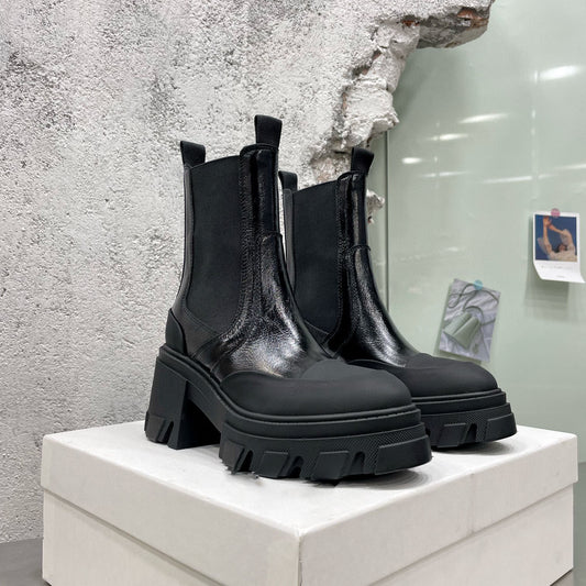 Thick Sole Height Increasing Chelsea Boots for Women