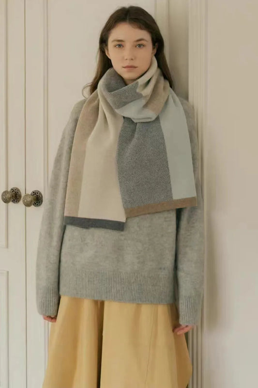 Playful Thermal Contrast Acrylic Scarf