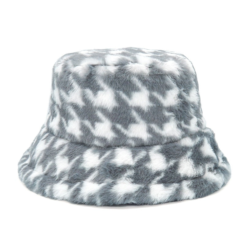 Camouflage Faux Fur Bucket Hat - Warm & Stylish Fisherman Hat