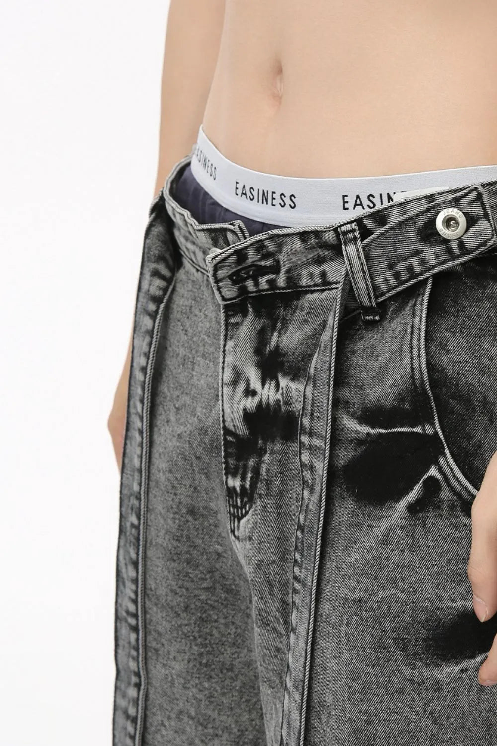 Playful Wide Leg Jeans with Pockets