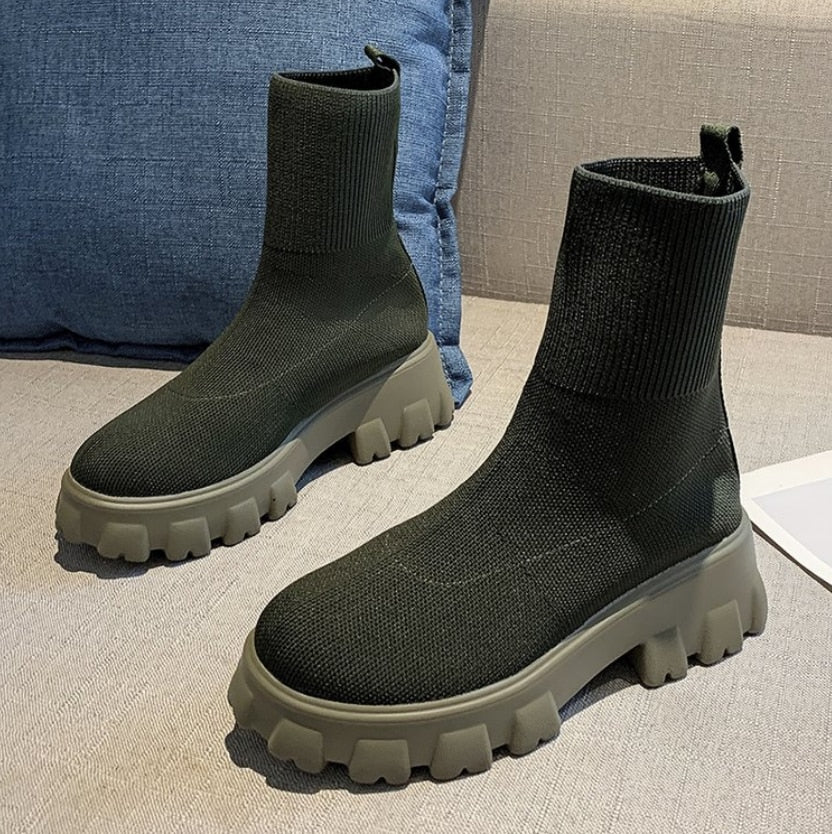 Thick-Soled Casual Couple Shoes for Women – Large Size Short Boots in Knitted Design
