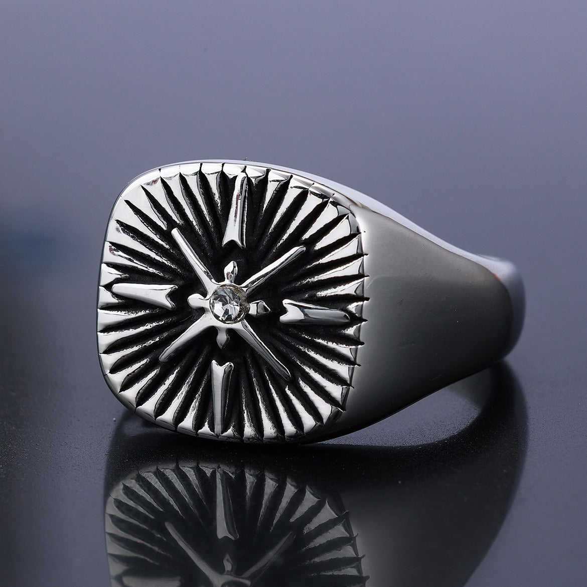 Men's Viking Compass Ring - Nordic Navigator Style