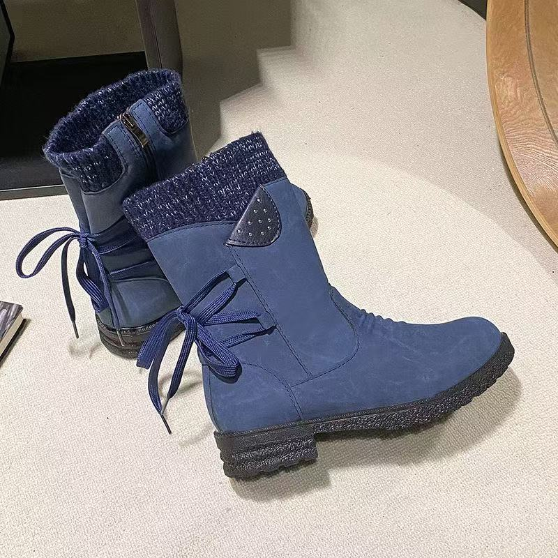 Medium-Sized Flat-Bottomed Boots with Square Heel and Back Strap in Thin Leather