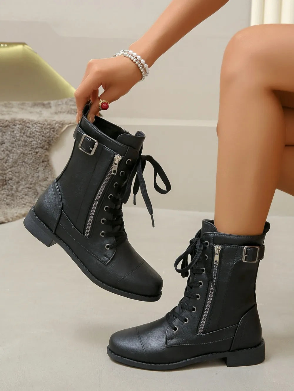Leather Lace-Up Boots for Stylish Casual Wear