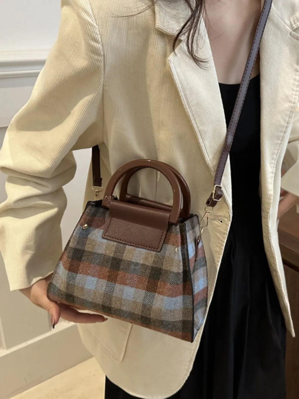 Plaid Trapezoid Crossbody Bag - Harajuku Style