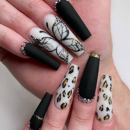 Butterfly Leopard-Print Nail Art Set - 24 Stylish Nail Pieces