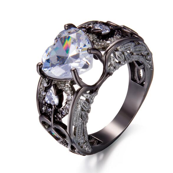 Retro May Birthstone Green Heart Ring in Black Gold