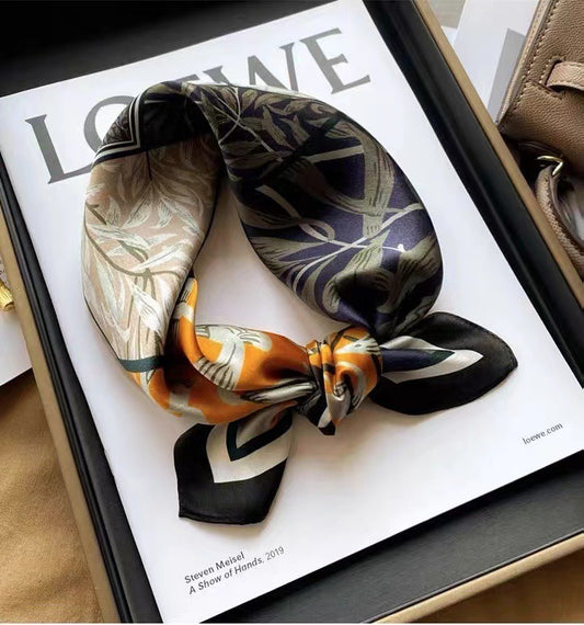 Versatile Mulberry Silk Small Square Scarf - Harajuku Style