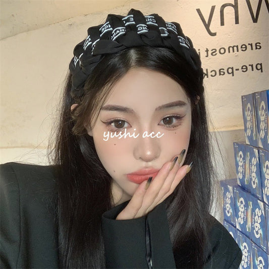 Korean Three-Dimensional Woven Headband