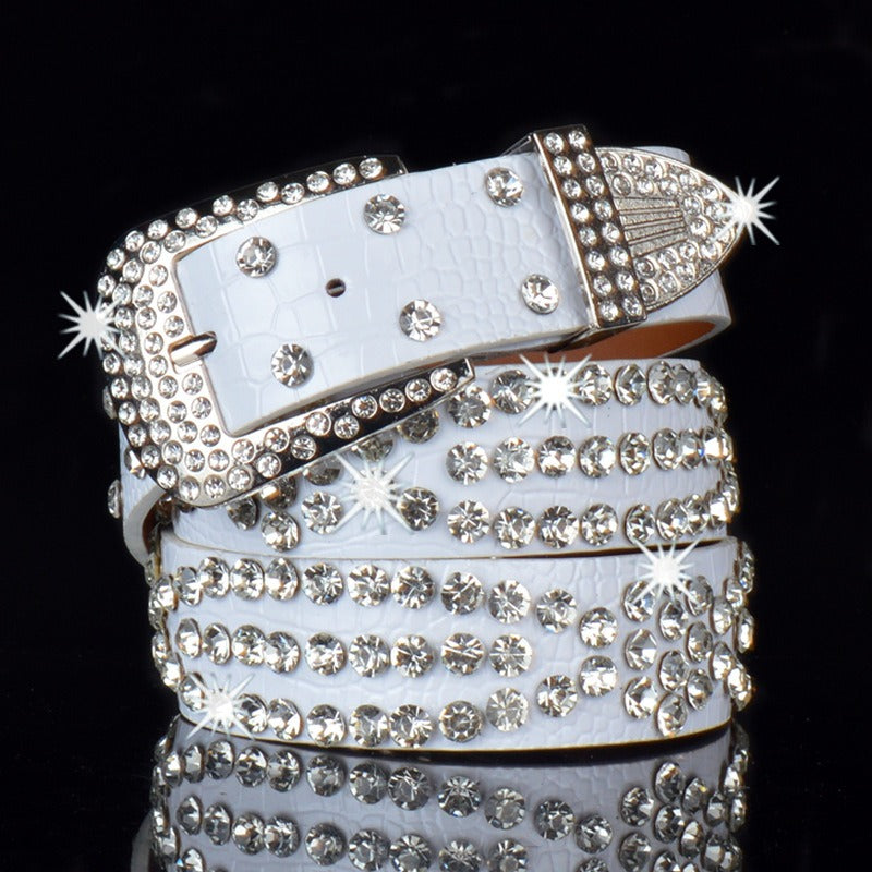 Playful Diamond Belt for Stylish Outfits