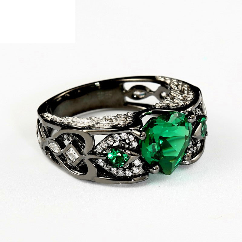 Retro May Birthstone Green Heart Ring in Black Gold