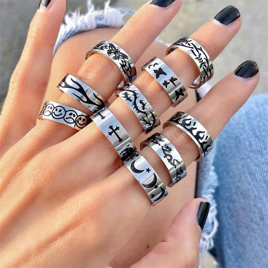 Retro Punk Titanium Steel Moon Thorns Ring