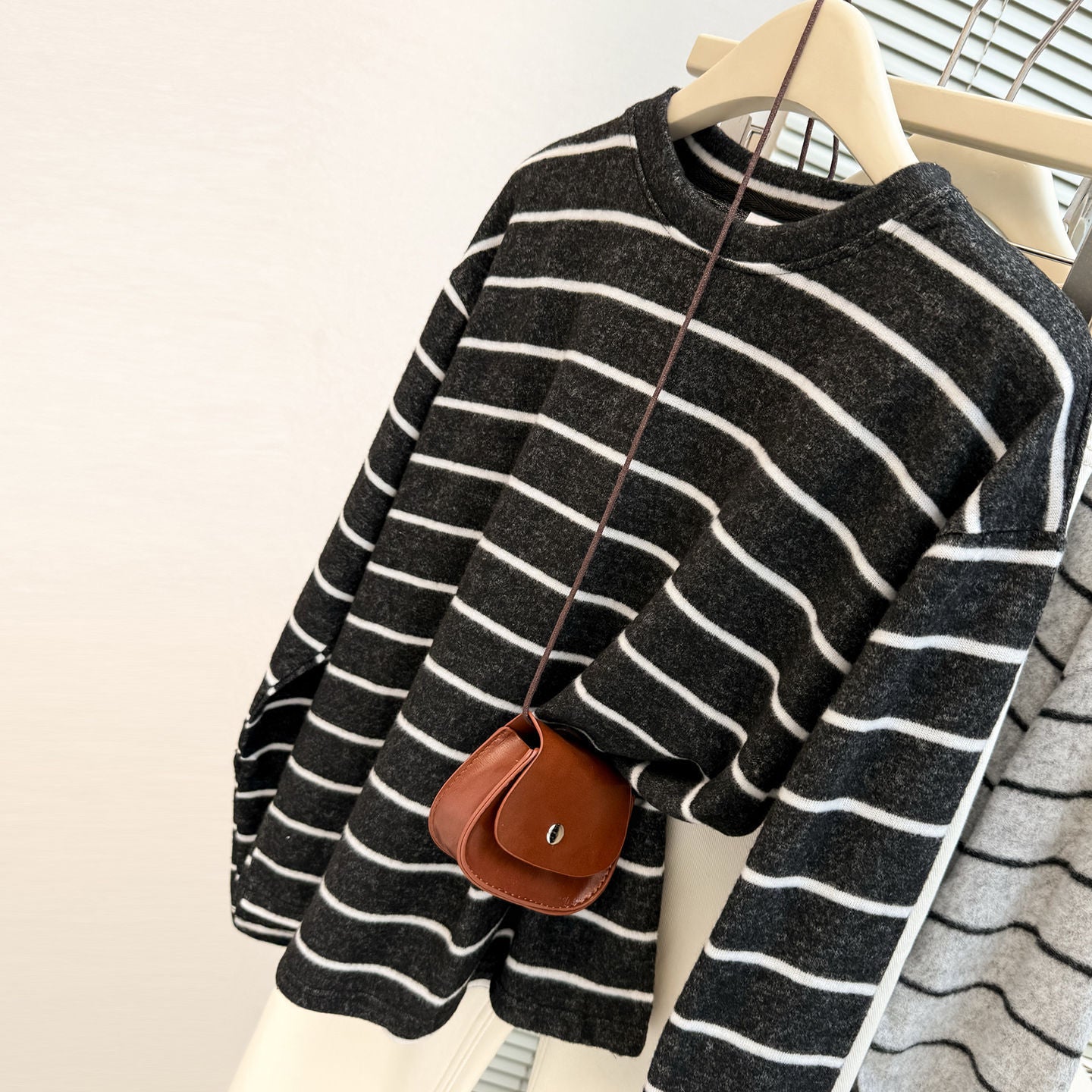 Striped Long Sleeve T-Shirt for Women - Fleece-Lined Casual Loose Fit Top