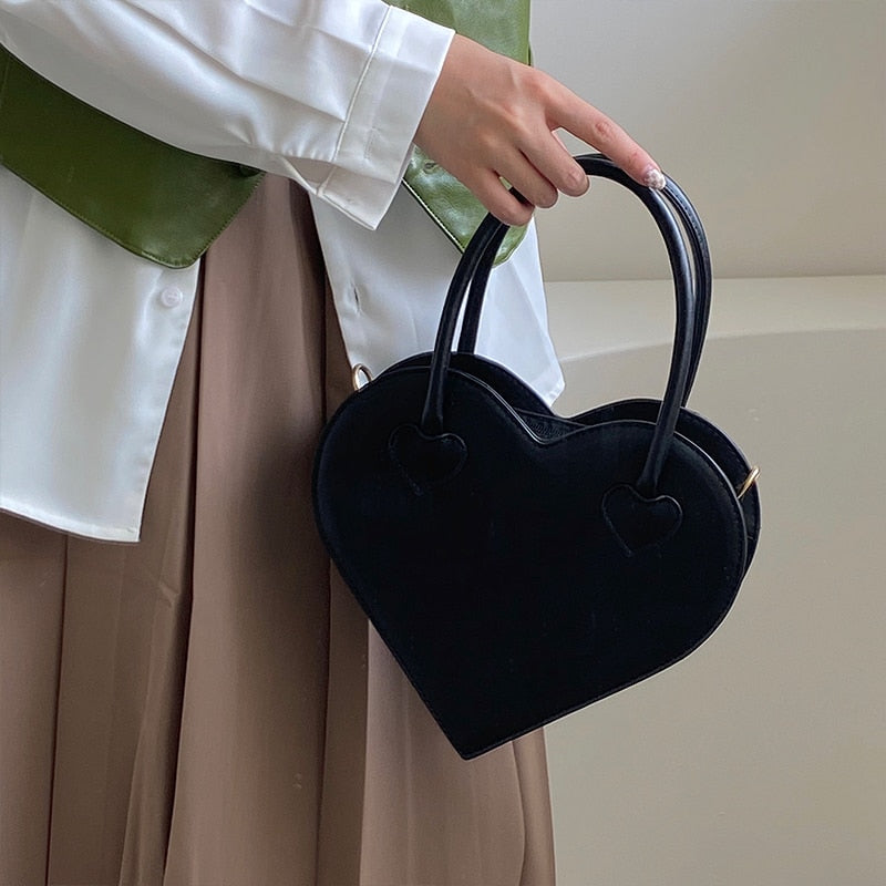 Retro Heart Design Women's Shoulder Bag - Harajuku Style