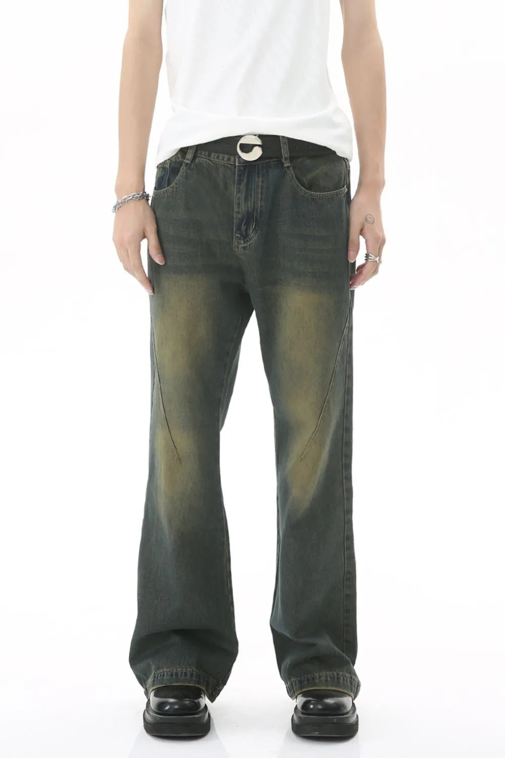 Playful Decorative Seam Jeans with Pockets