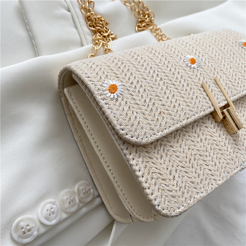 Korean Lace Flower Woven Summer Bag - Versatile Chain Messenger