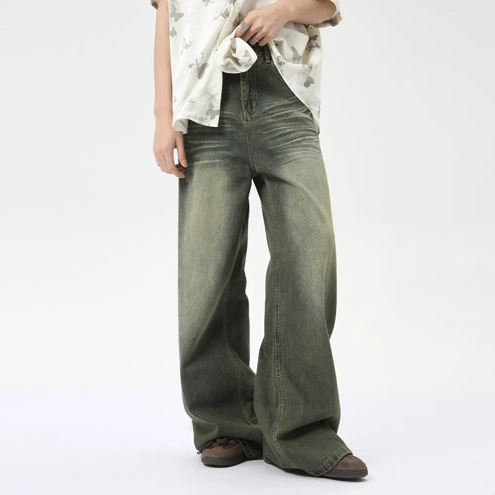 Playful Wide Leg Jeans with Pockets