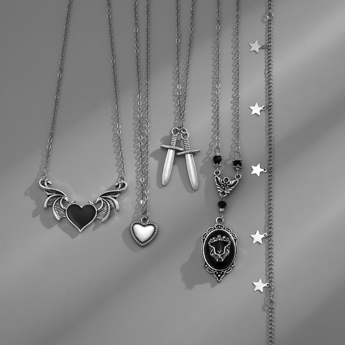 Harajuku Style Dark Trend Peach Heart Wings Necklace