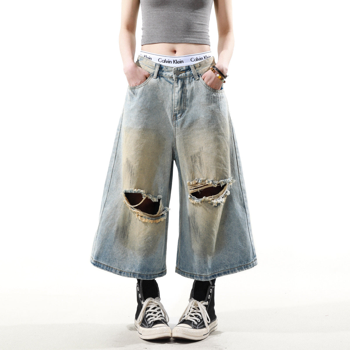 Hiphop Washed Ripped Loose Cropped Pants