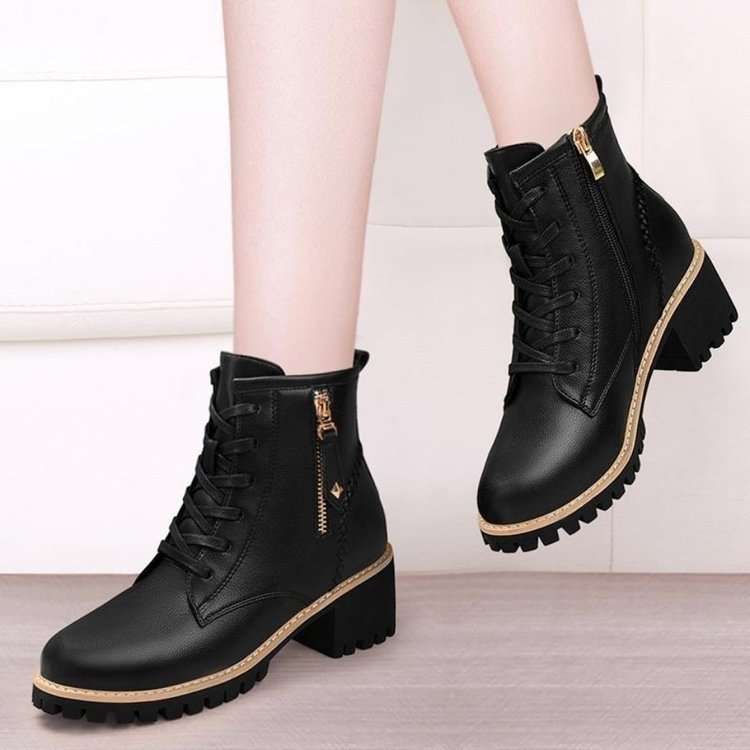 Mid-Length Women's Black Leather Casual Boots with Six Holes and Single Lining