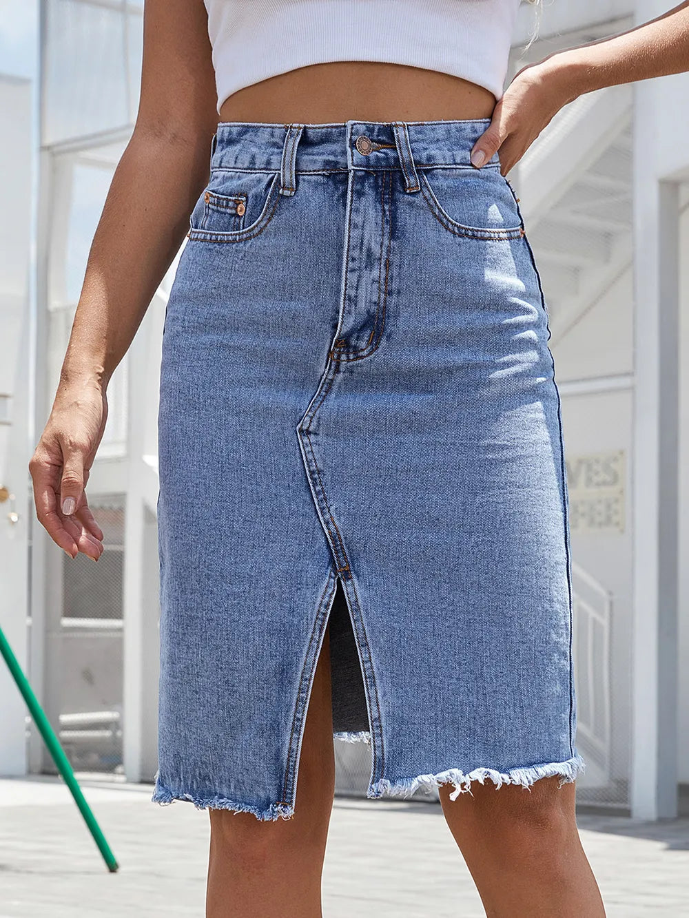 Trendy Raw Hem Slit Denim Skirt - Harajuku Style