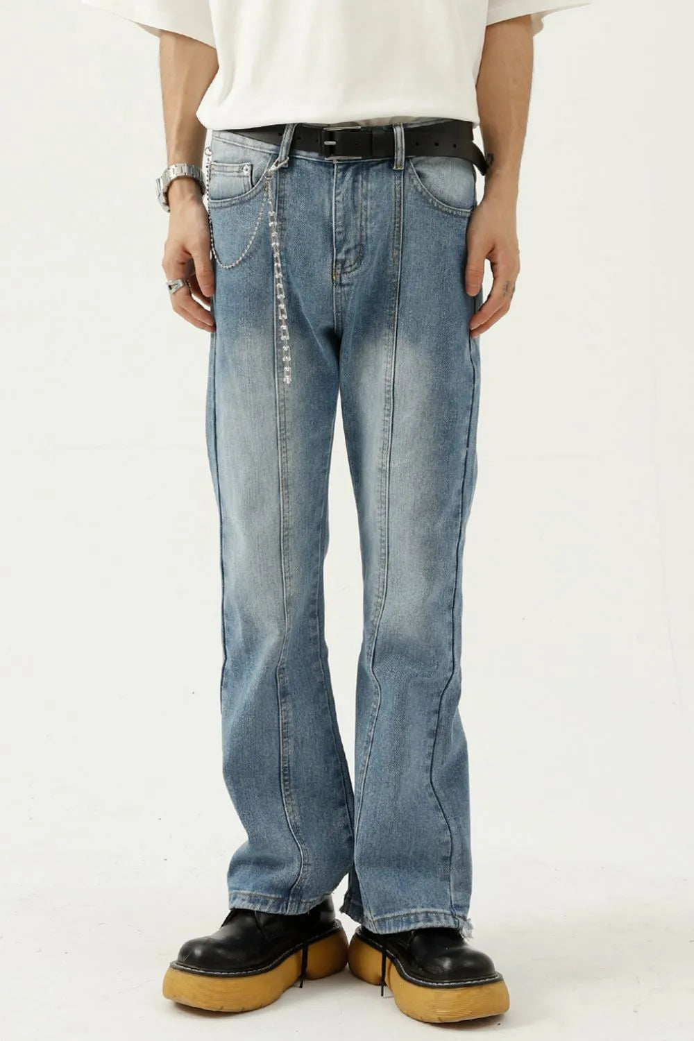 Playful Raw Hem Jeans with Pockets