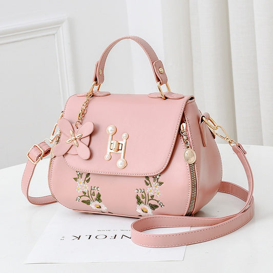 Harajuku Style Bucket Bag - Trendy Women's Messenger Handbag