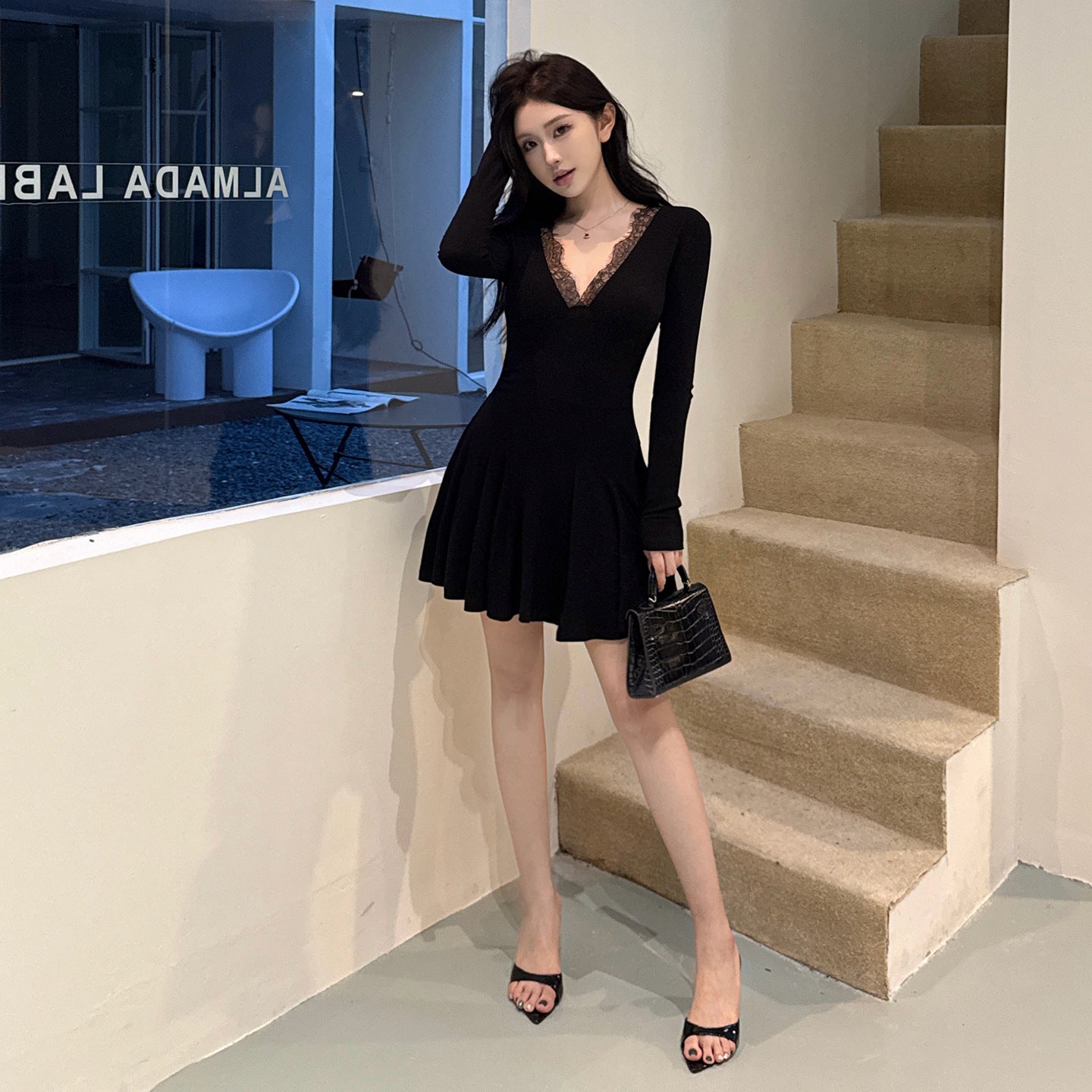 Lace V-neck Slimming Long Sleeve Dress for Women