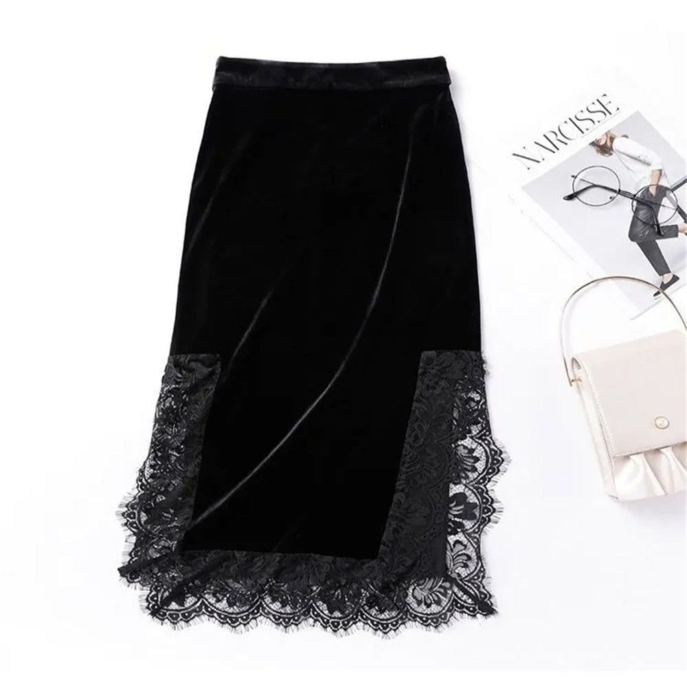 Goth Vintage Black Long Skirt Aesthetic Elegant Lace Patchwork Velvet Skirt Gothic Sexy Side Split High Waist Slit Party Skirt
