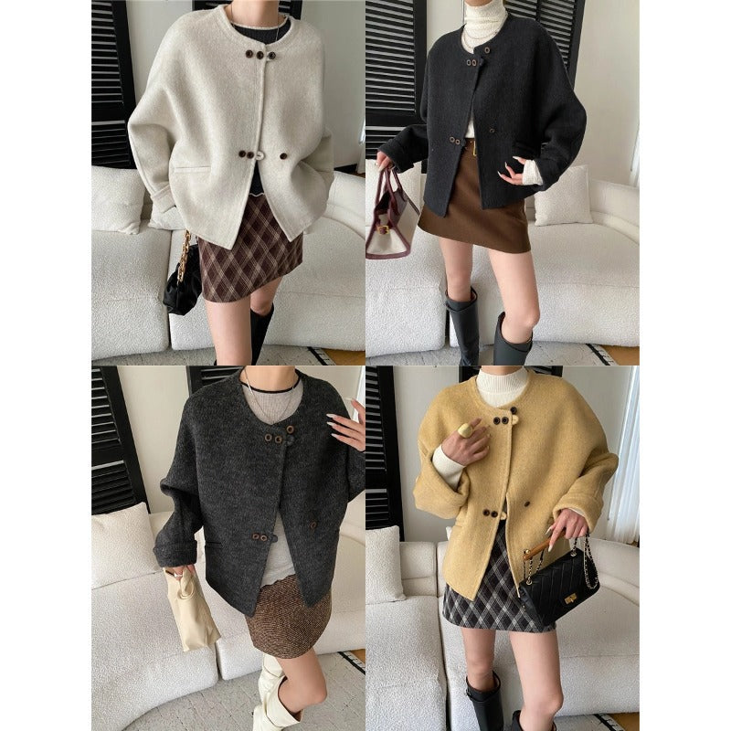 Elegant and Refined Three-Button Round Neck Reversible Wool Cashmere Coat