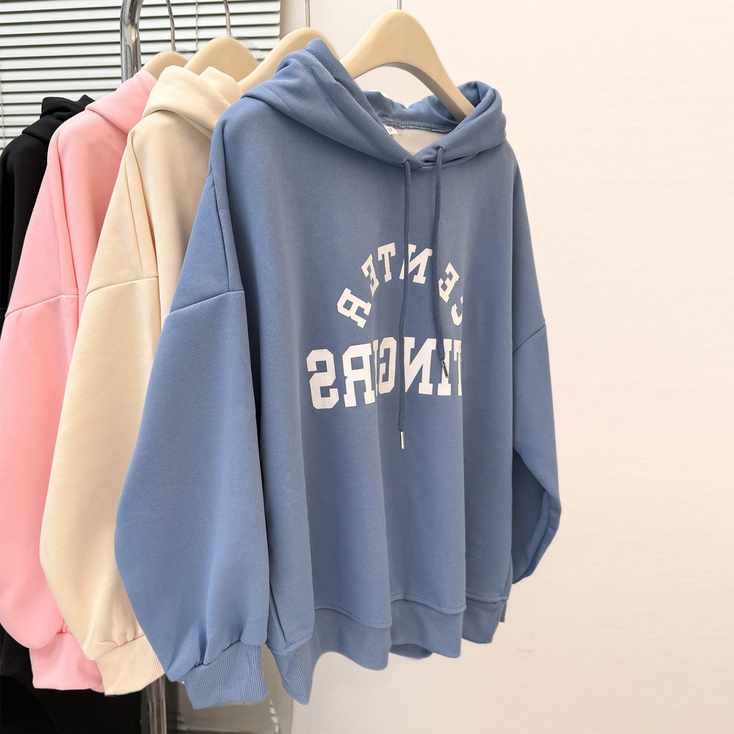 Vintage Hooded Sweatshirt for Women - Lightweight Loose Hoodie Fleece-Lined