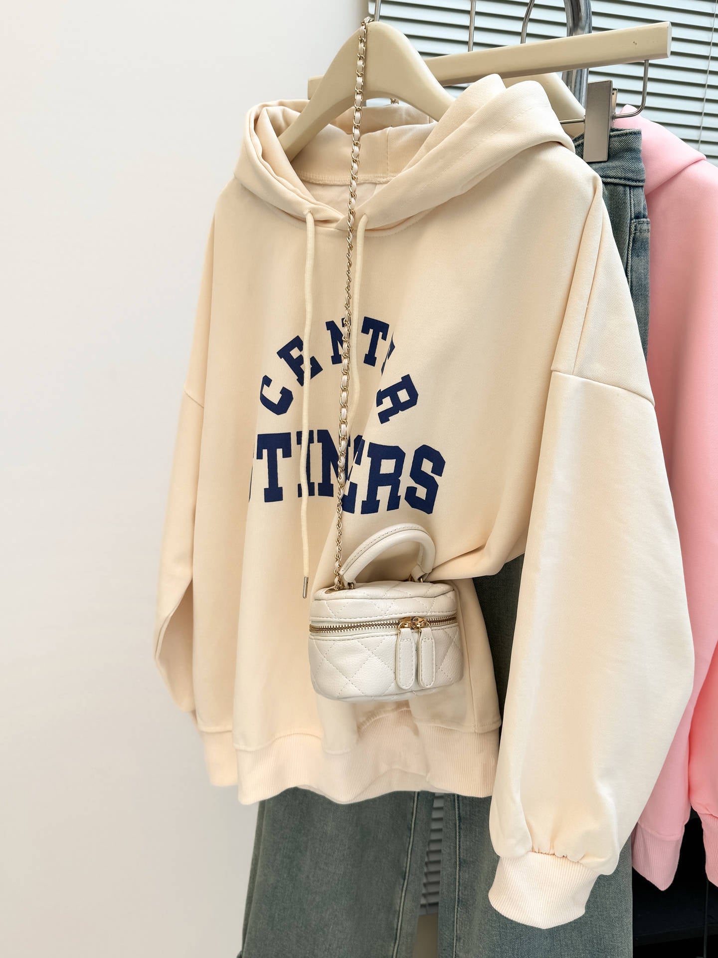 Vintage Hooded Sweatshirt for Women - Lightweight Loose Hoodie Fleece-Lined